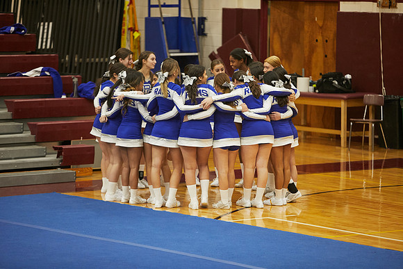 7596_VCheer_120818