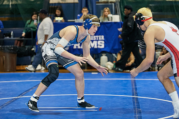 1002_Wrest_12820